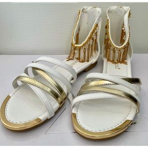 Brand new!! Size 7 1/2 Sandals!